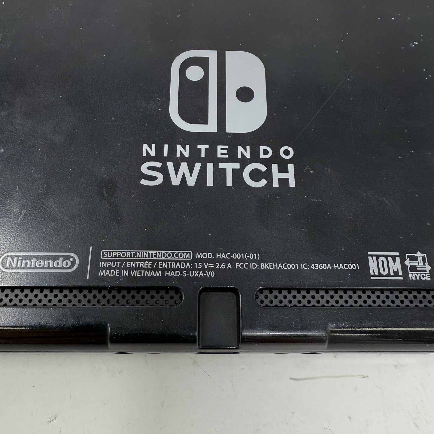 Nintendo Switch v2 Video Game Console HAC-001 (-01) Red/Blue