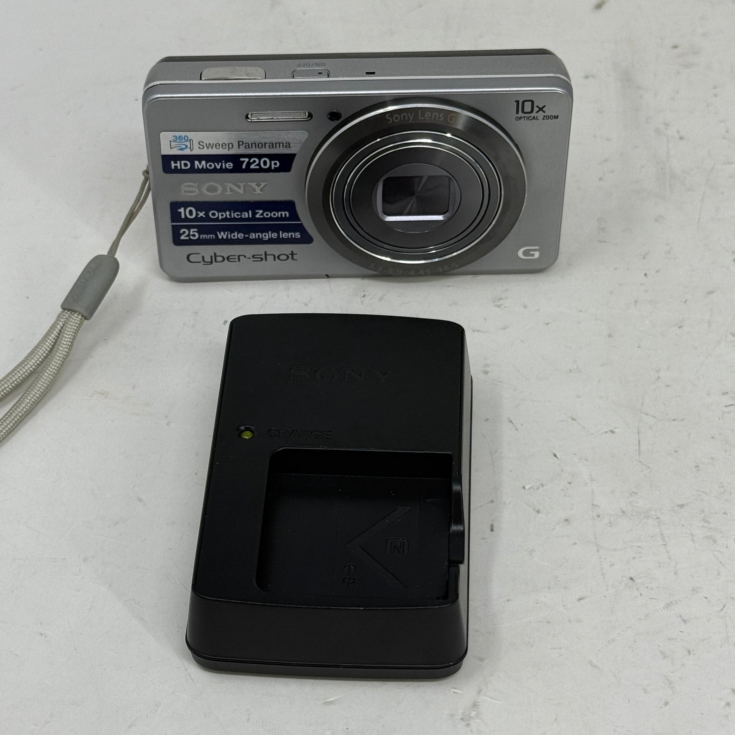 Sony Cyber-shot DSC-W690 Digital Camera