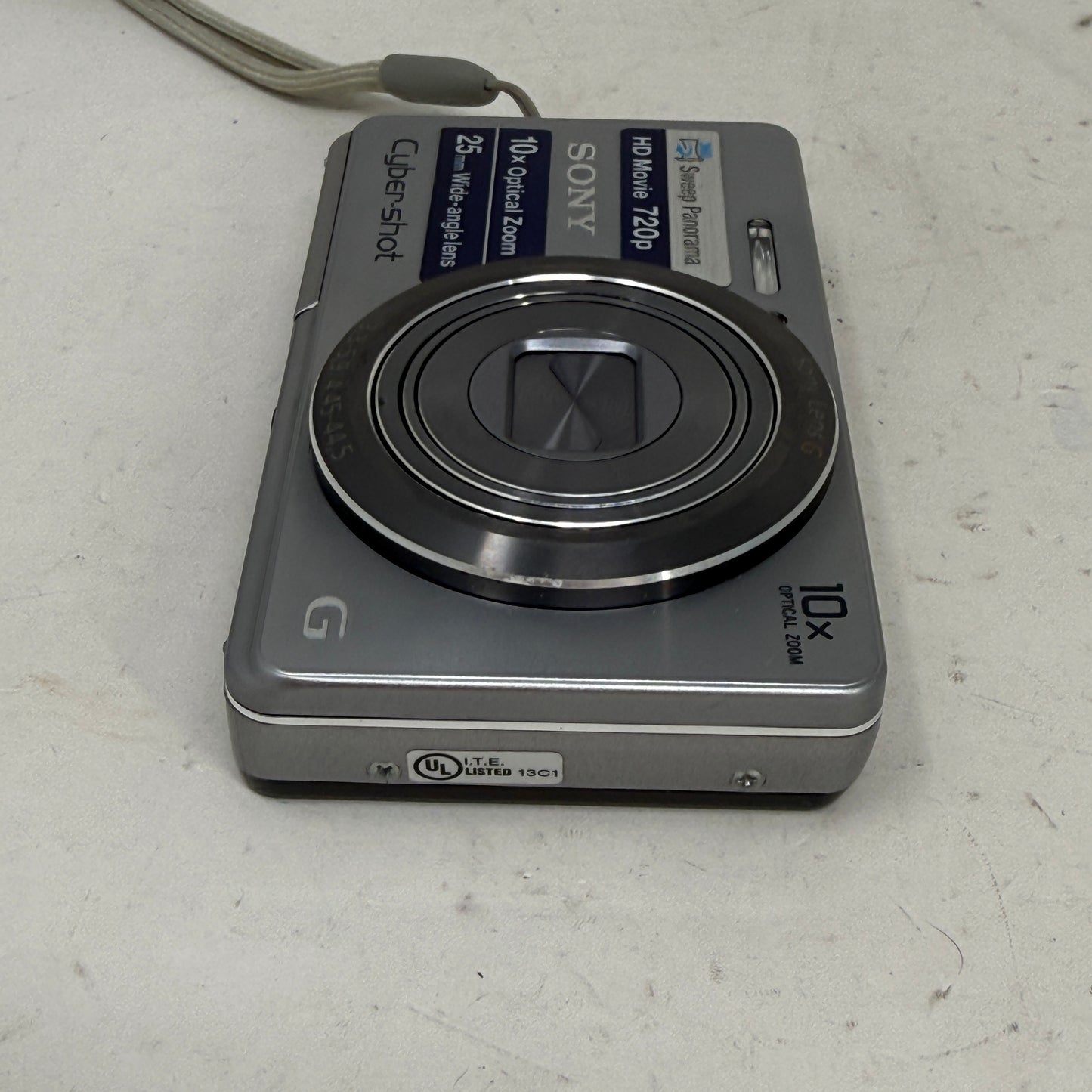 Sony Cyber-shot DSC-W690 Digital Camera