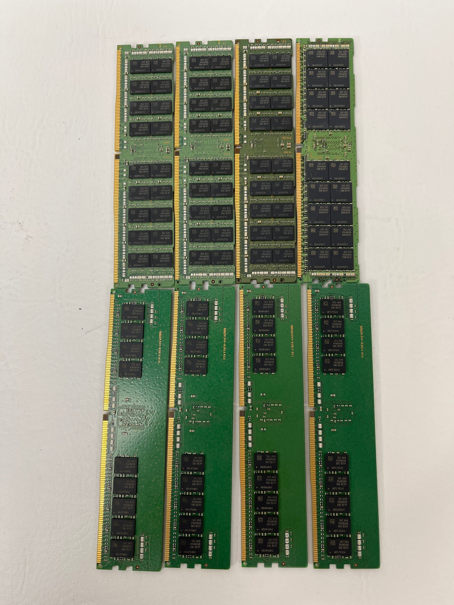 Lot of 8 Samsung 2Rx8 Server RAM DDR4