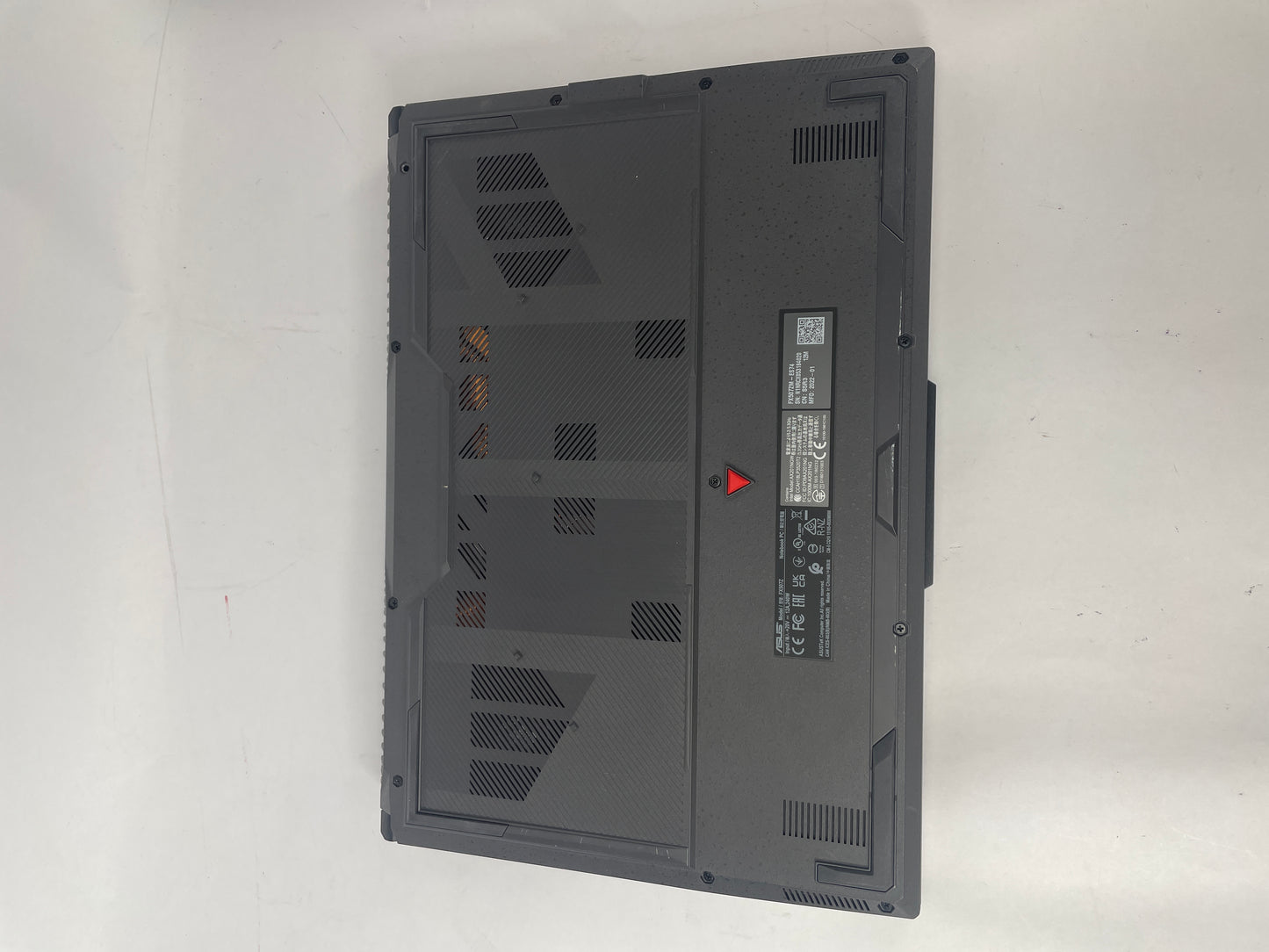 ASUS F15 GAMING FX507ZM-ES74 i7-12700H 2.3GHz 16GB RAM 1TB SSD GeForce RTX 3060