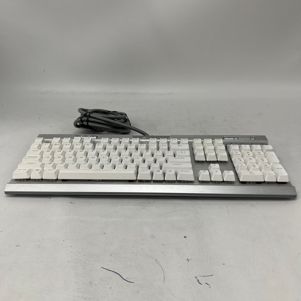 Corsair K70 MK.2 SE Mechanical Gaming Keyboard Silver RGP0048
