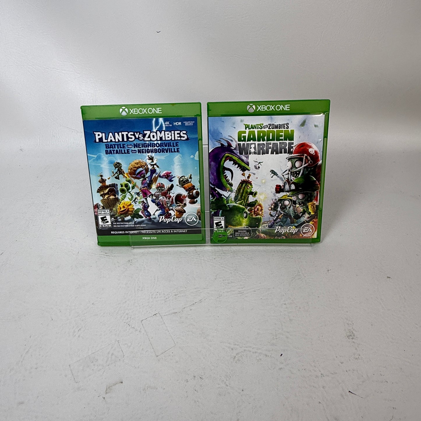 Lot of 2 Xbox One Games Plants vs Zombies Battle for Neighborville & Garden 