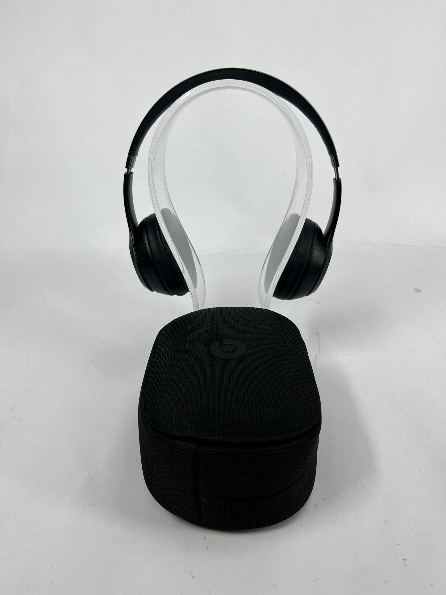 Beats Solo4 Wireless On-Ear Bluetooth Headphones Black MUW23LL/A