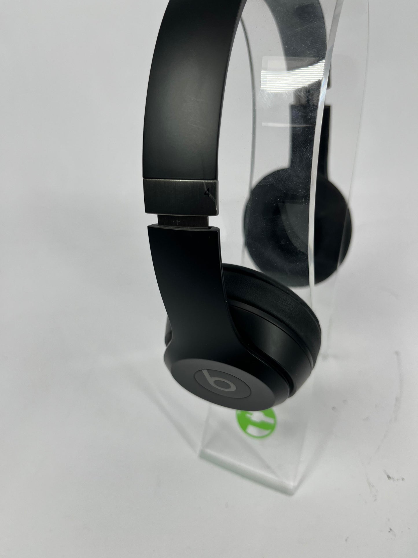 Beats Solo4 Wireless On-Ear Bluetooth Headphones Black MUW23LL/A
