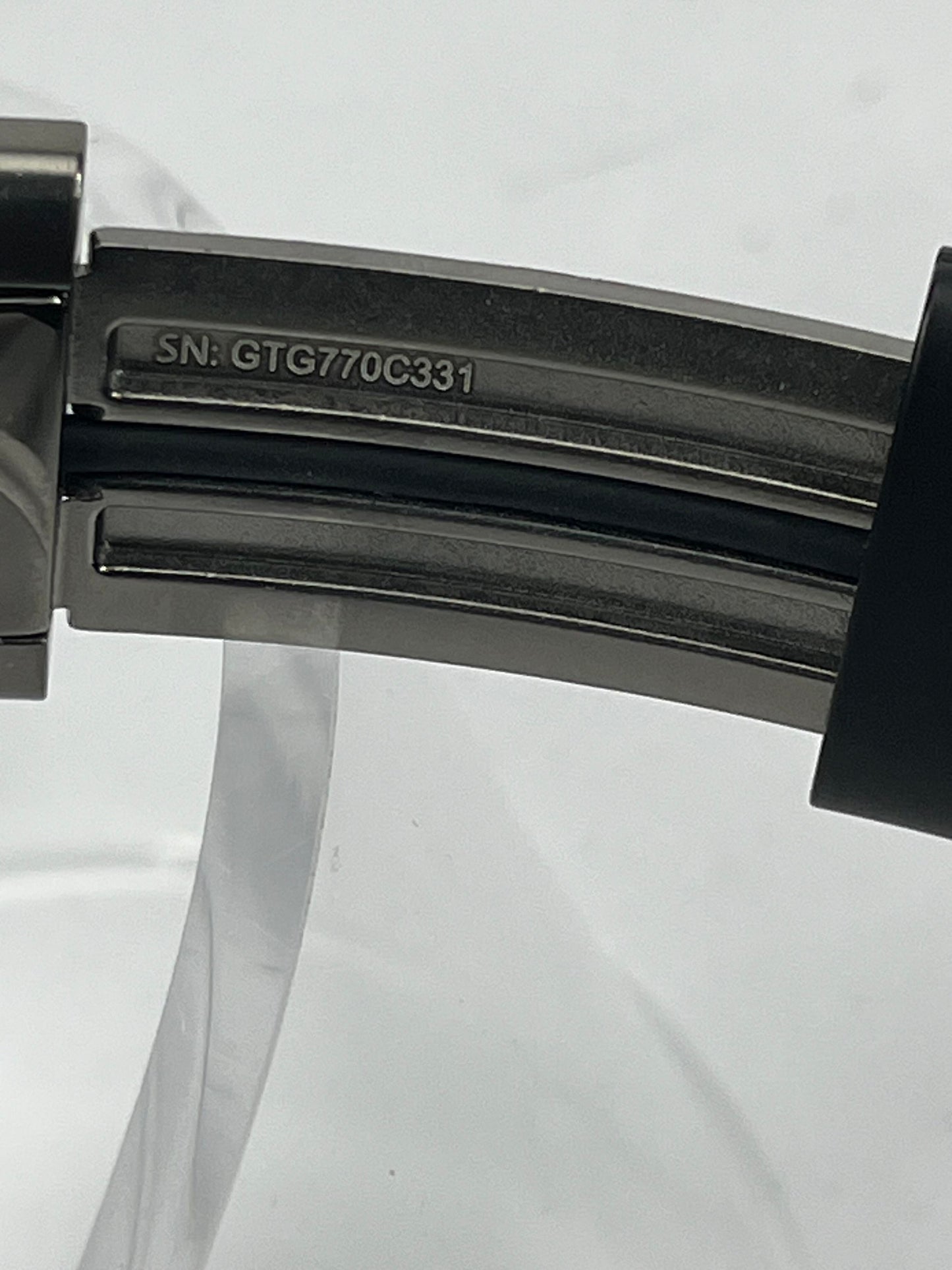 Beats Solo4 Wireless On-Ear Bluetooth Headphones Black MUW23LL/A