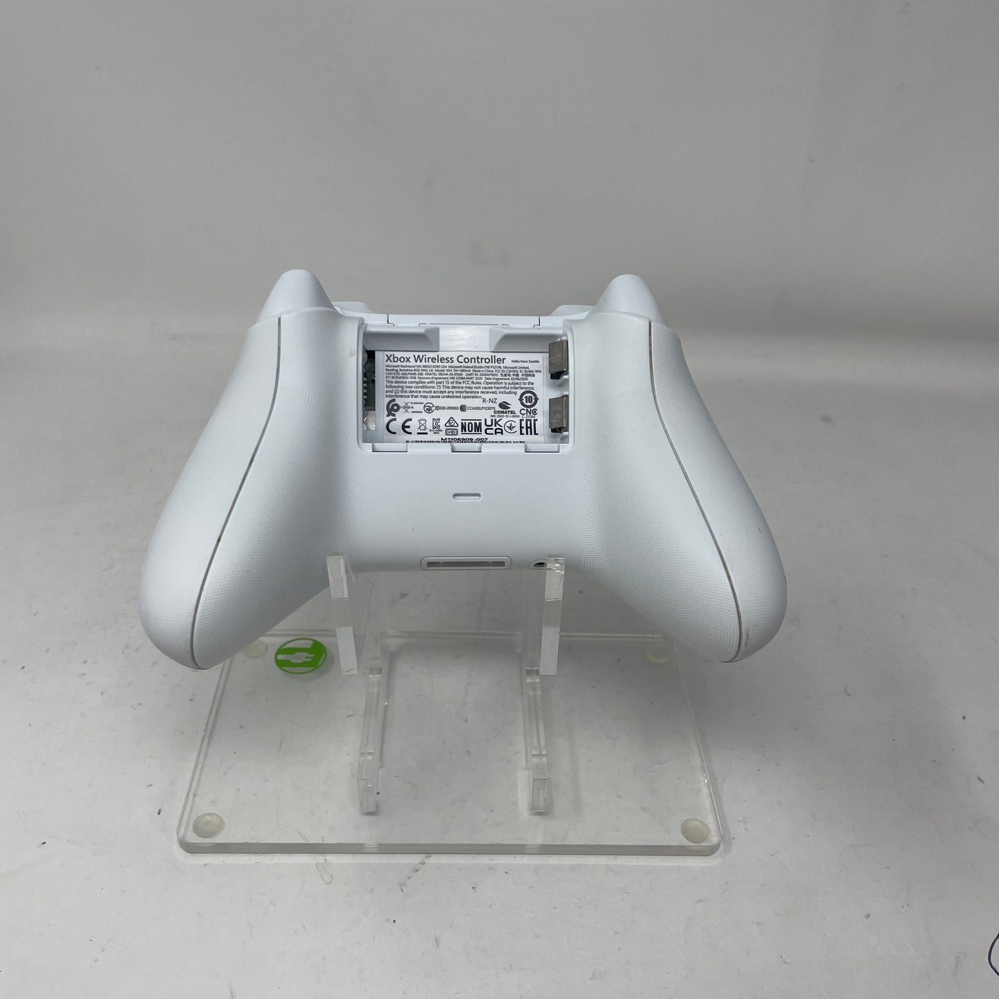 Microsoft Xbox Series S 512GB Console Gaming System Robot White 1883