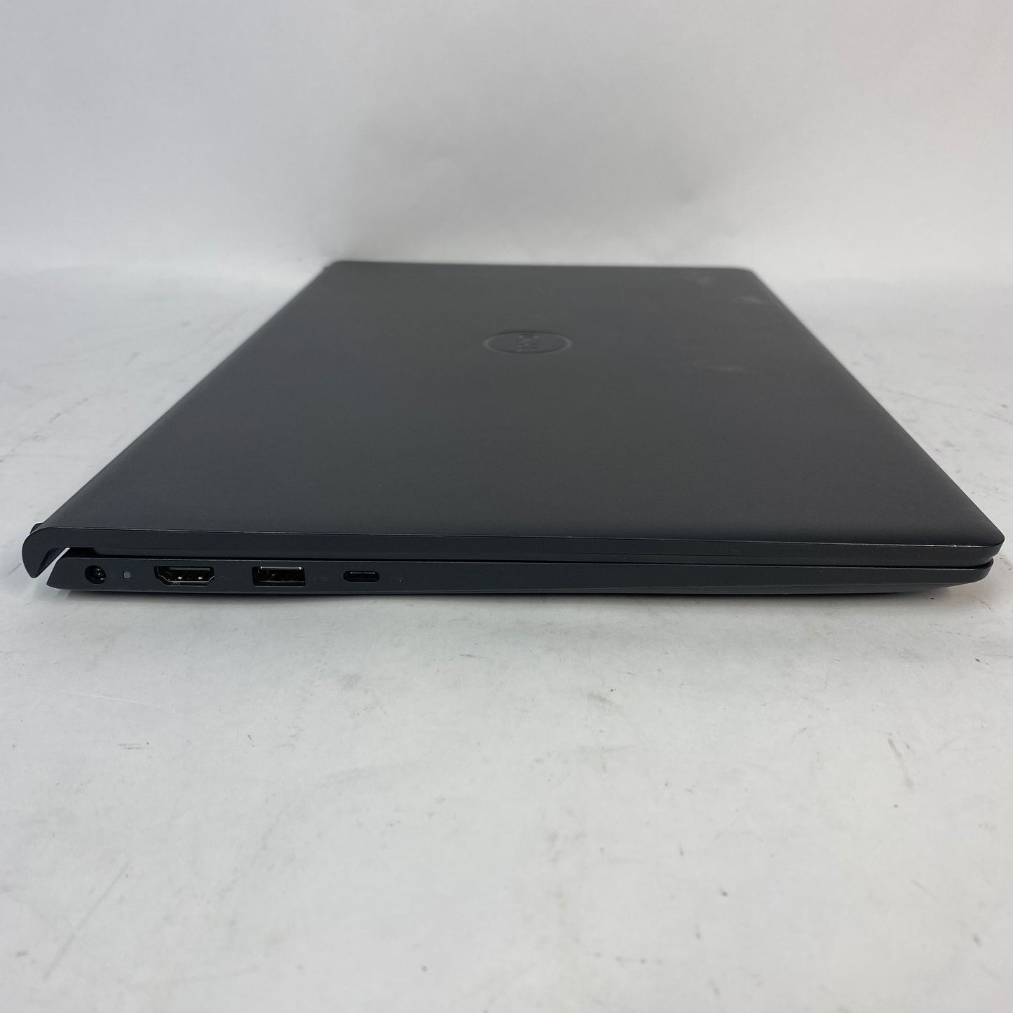 Dell 15 DC15250 15.6" Ryzen 7 7730U 2.0GHz 16GB RAM 1TB SSD AMD Radeon (TM)