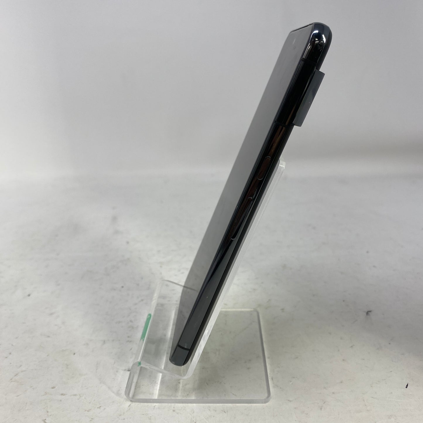 Verizon Google Pixel 8 Pro 256GB Smartphone Chalk GA03878-US