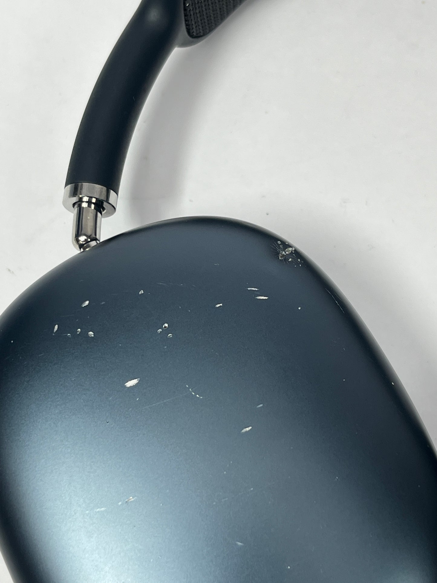 Apple AirPods Max USB-C Wireless Over-Ear Headphones Midnight MWW43AM/A