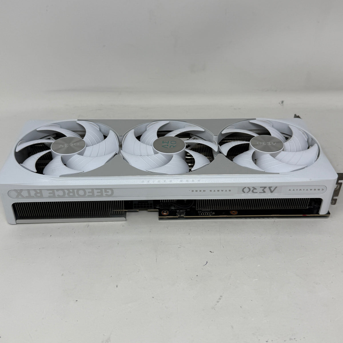 Gigabyte GeForce RTX 5080 AERO OC 16GB GDDR7 Graphics Card GV-N5080AERO OC-16GD