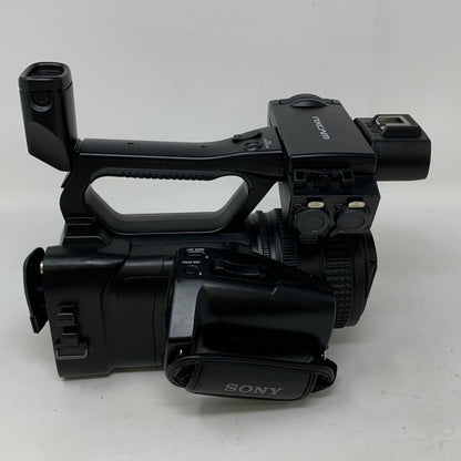 Sony HXR-NX100 14.2MP Professional NXCAM Handheld Camcorder