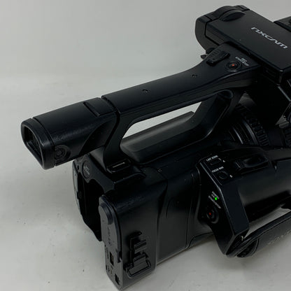 Sony HXR-NX100 14.2MP Professional NXCAM Handheld Camcorder