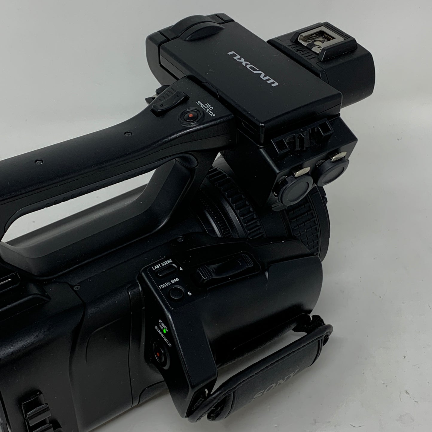 Sony HXR-NX100 14.2MP Professional NXCAM Handheld Camcorder