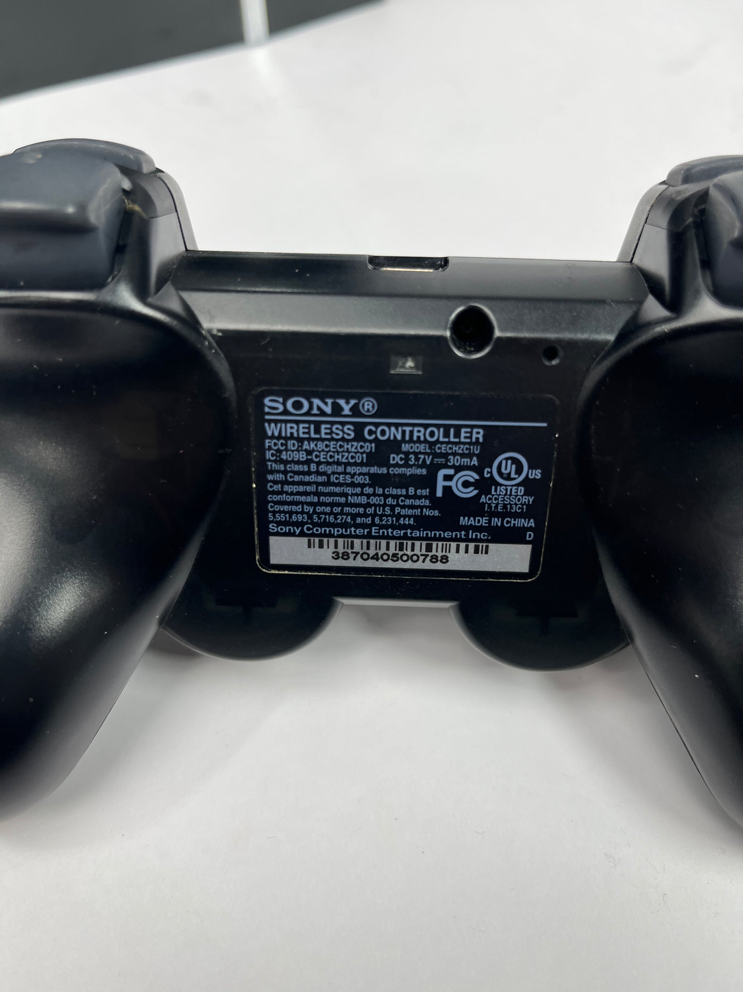 Sony PlayStation 3 Fat PS3 Backwards Compatible   80GB Black Console Gaming