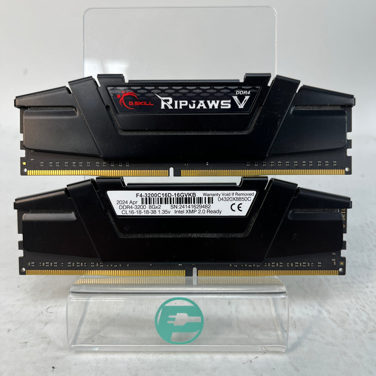 G.Skill RipJaws 16GB (2x8GB) RAM DDR4 3200MHz F4-3200C16D-16GVKB