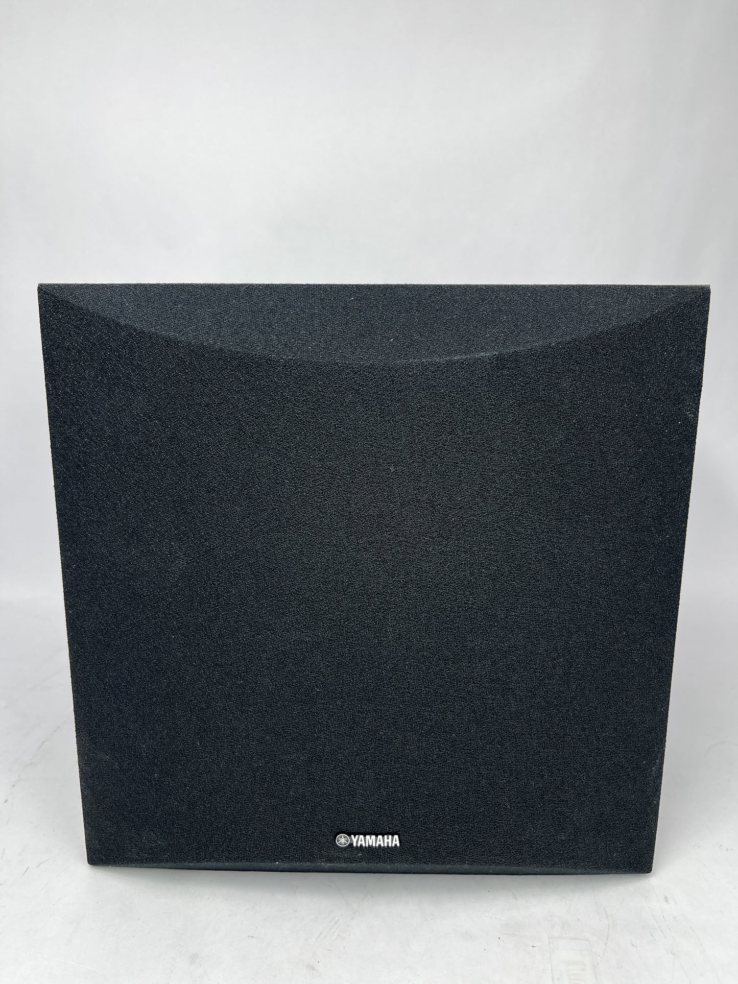 Yamaha NS-SW050 8-Inch 100-Watt-Max Powered Subwoofer Black