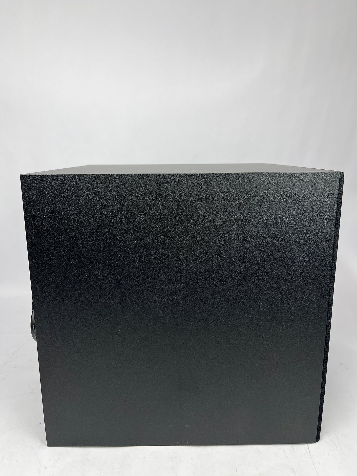 Yamaha NS-SW050 8-Inch 100-Watt-Max Powered Subwoofer Black