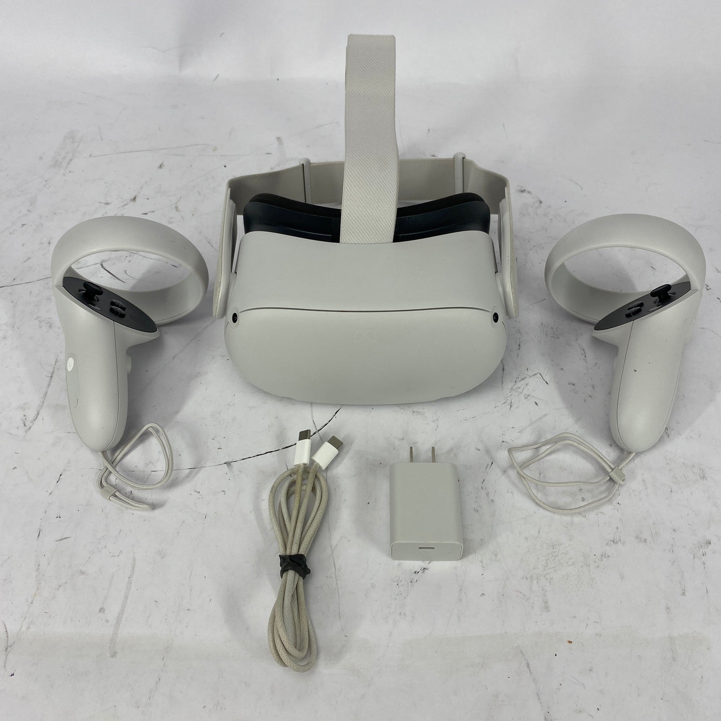 Oculus Quest 2 64GB Standalone All-in-One VR Headset KW49CM