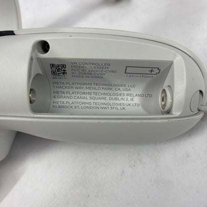 Oculus Quest 2 64GB Standalone All-in-One VR Headset KW49CM