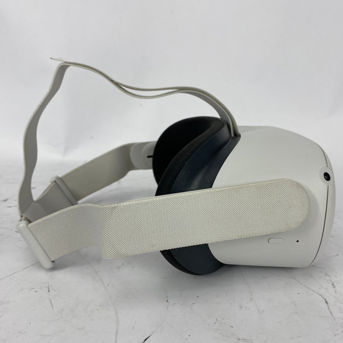 Oculus Quest 2 64GB Standalone All-in-One VR Headset KW49CM