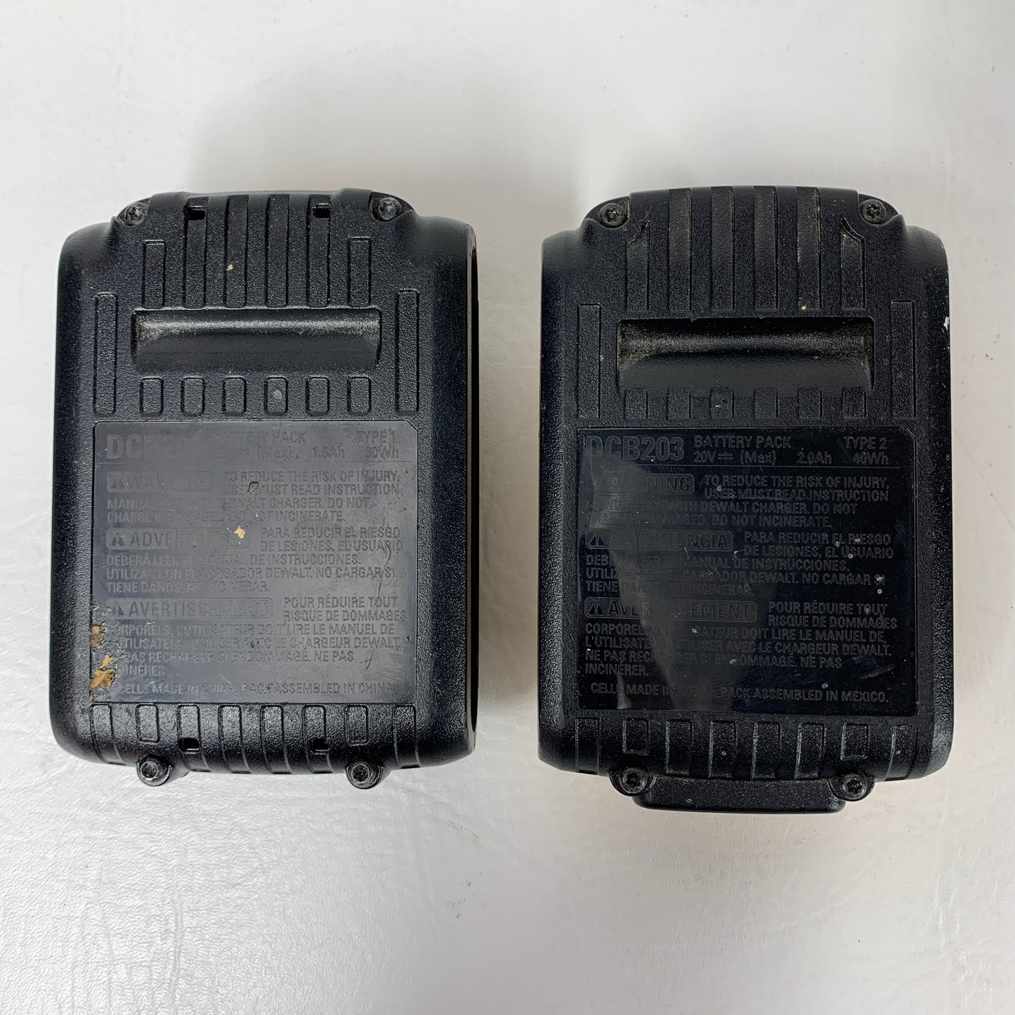 DeWalt DCB203 20V MAX Lithium-Ion Battery 2 Pack