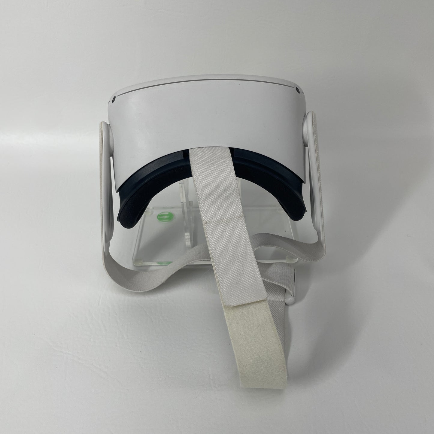 Meta Quest 2 64GB Standalone All-in-One VR Headset Only KW49CM