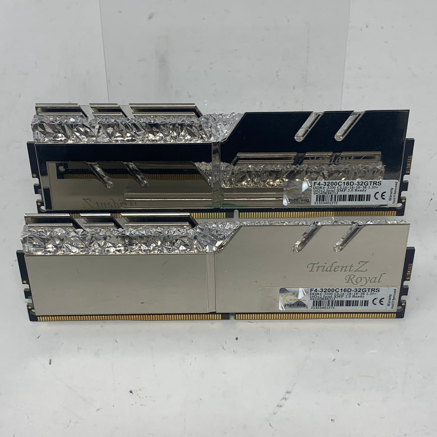 G.Skill Trident Z Royal 32GB (2x16GB) RAM DDR4 3200MHz F4-3200C16D-32GTRS