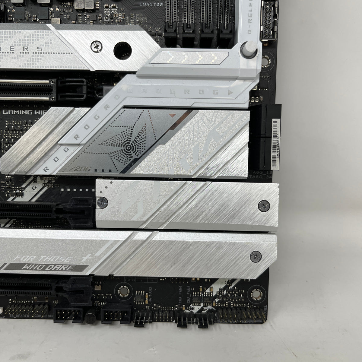 Asus ROG STRIX Z790-A GAMING WIFI LGA 1700 ATX Intel DDR5 Motherboard