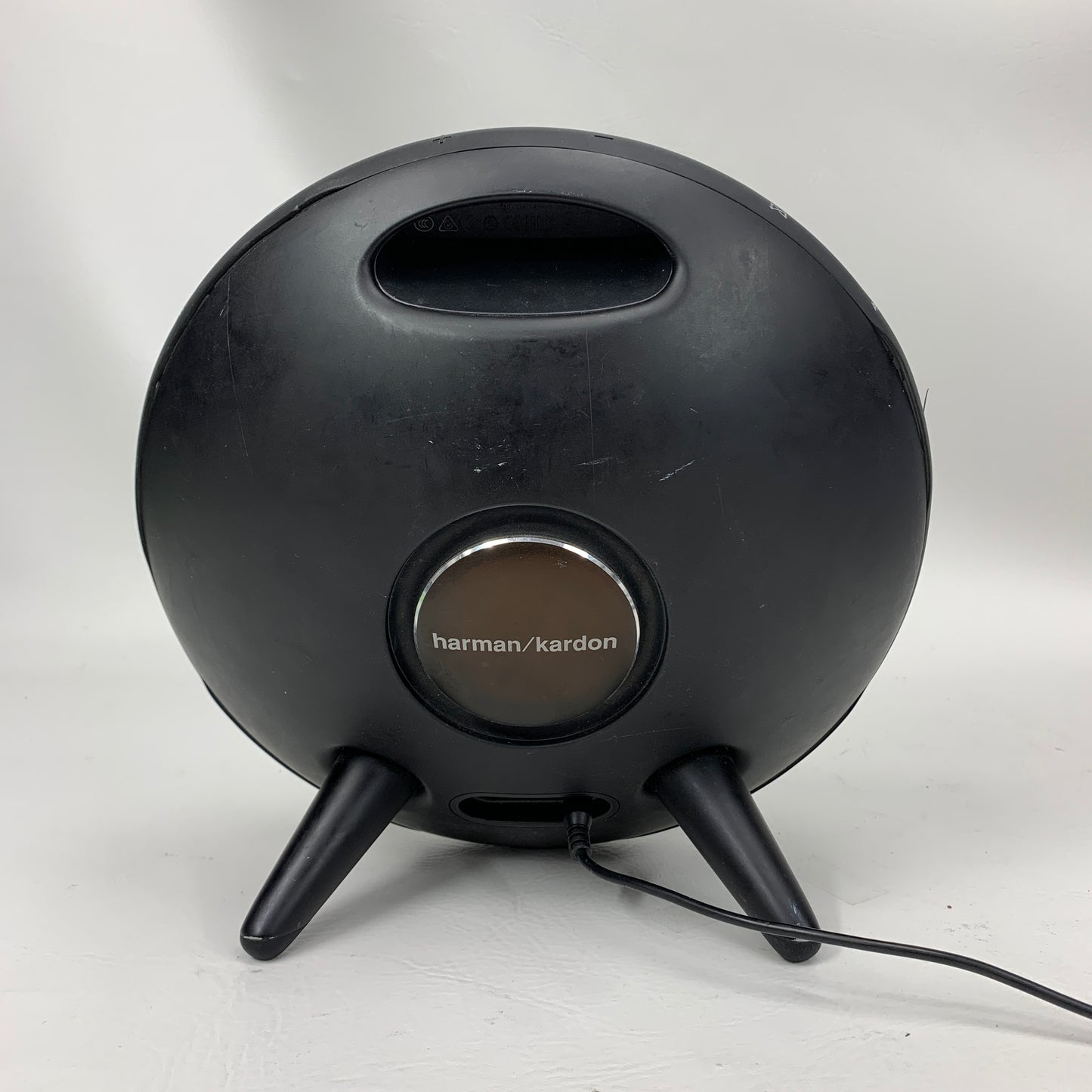 Broken Harman/Kardon Onyx Studio 4 Wireless Bluetooth Speaker Black - Doesn't hold a charge