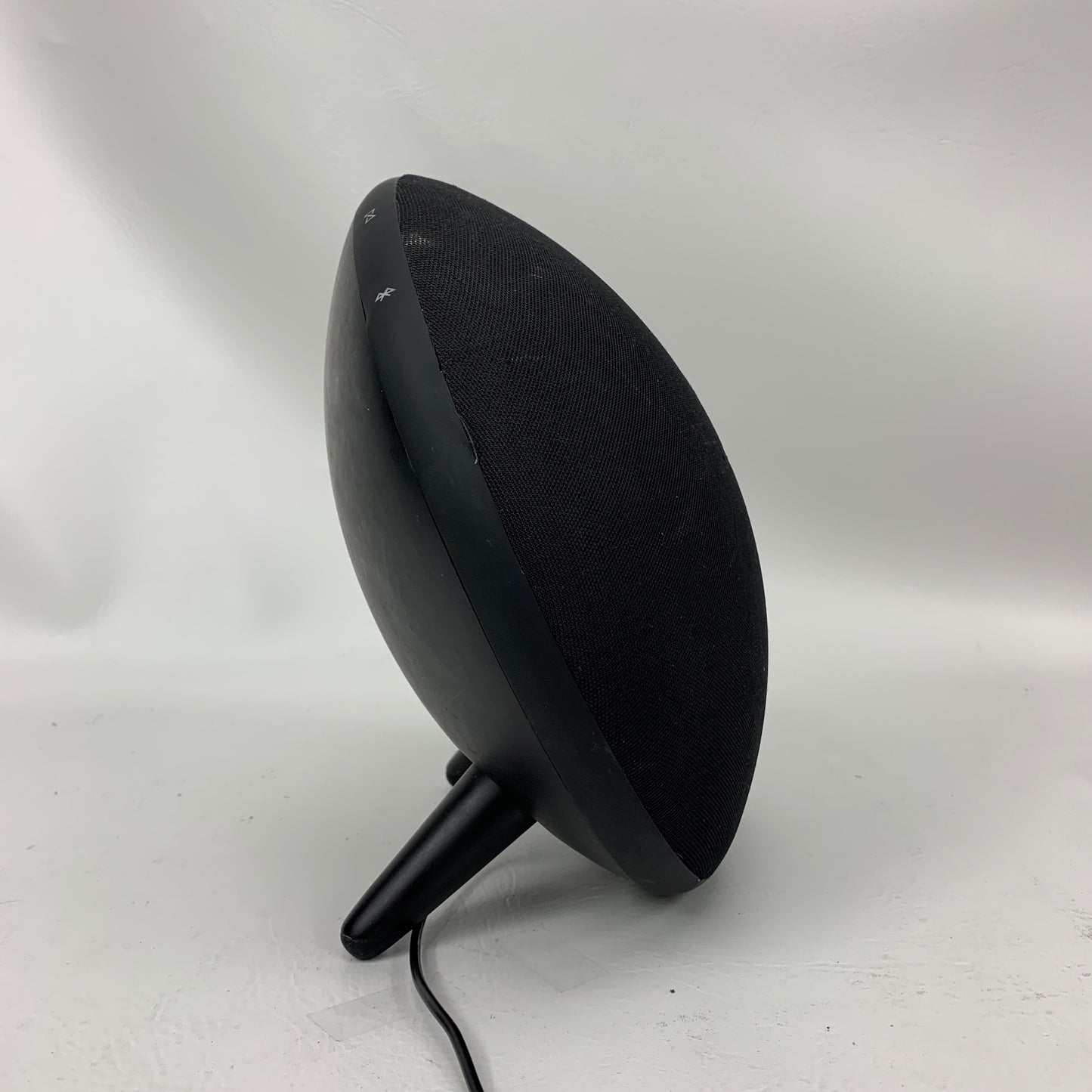 Broken Harman/Kardon Onyx Studio 4 Wireless Bluetooth Speaker Black - Doesn't hold a charge