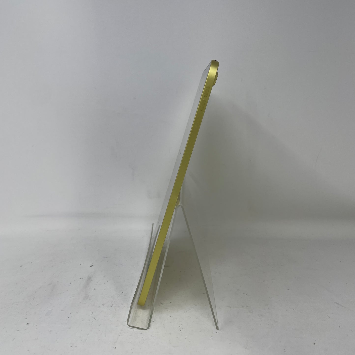 WiFi Only Apple iPad 10th Gen 64GB Yellow NPQ23LL/A