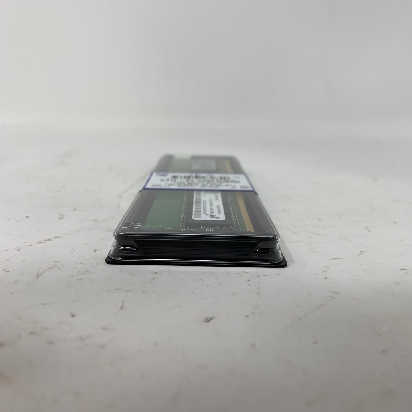 New Micron  PC4-2400T-RC1 16GB (1x16GB) RAM DDR4 2400MHz MTA18ASF2G72PZ-2G3A1IK