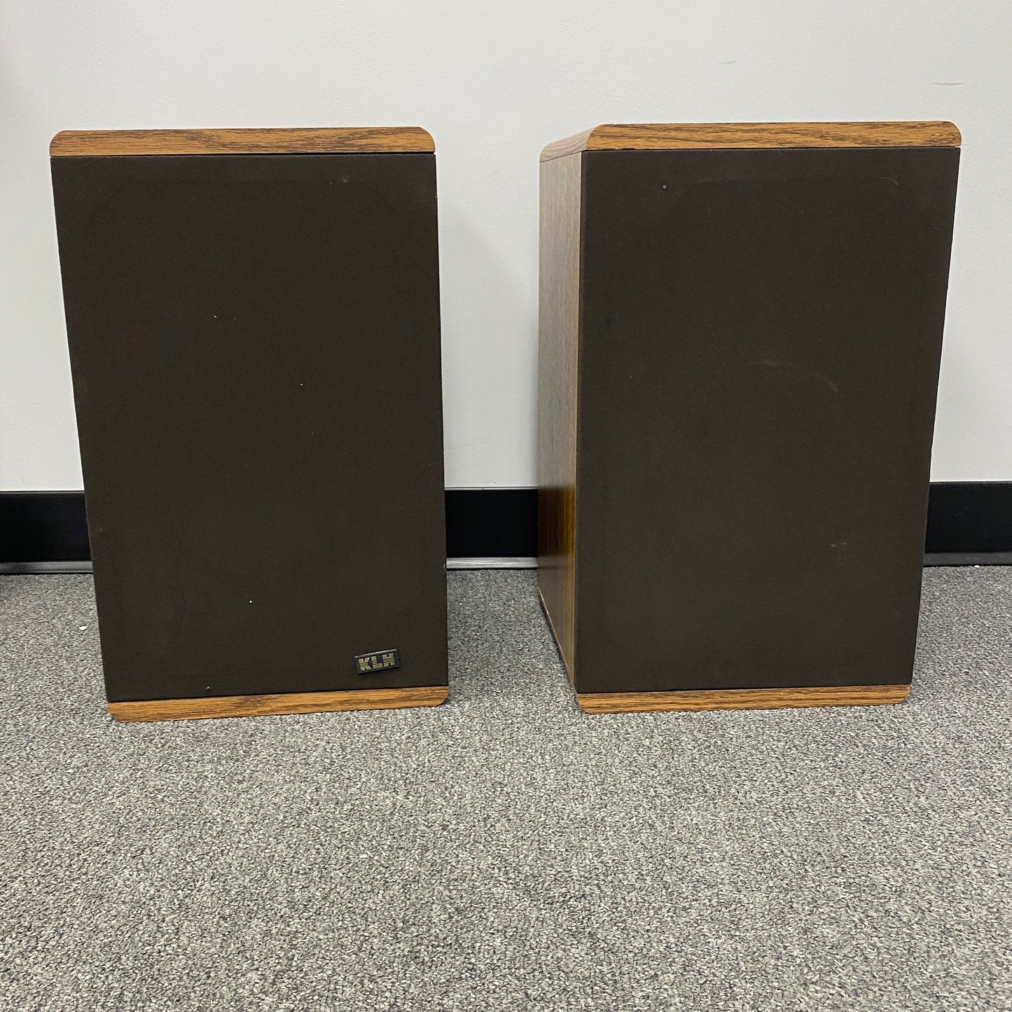 KLH 802 2-Way Bookshelf Speakers Brown