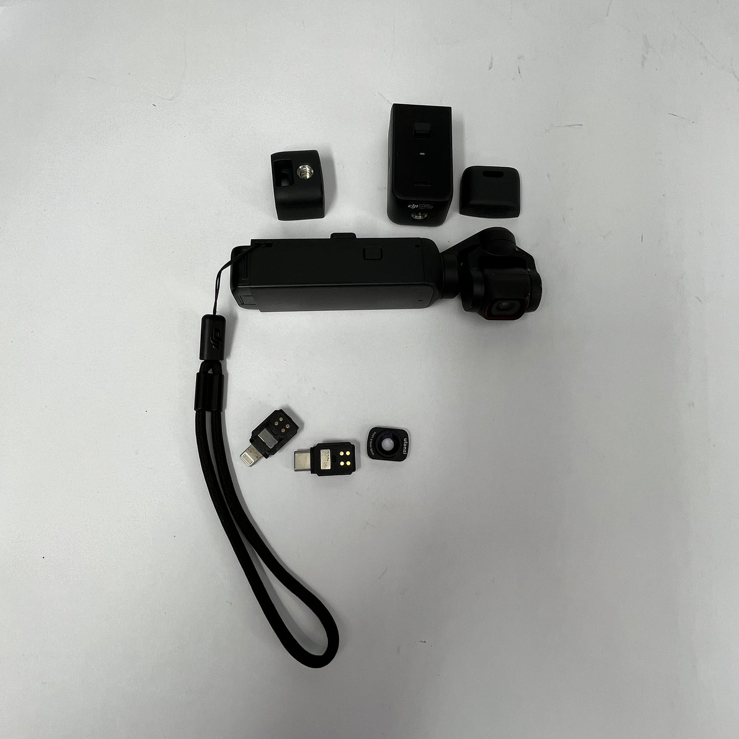 DJI Pocket 2 Creator Combo 4K 64MP Handheld 3-Axis Gimbal Camera OT-210