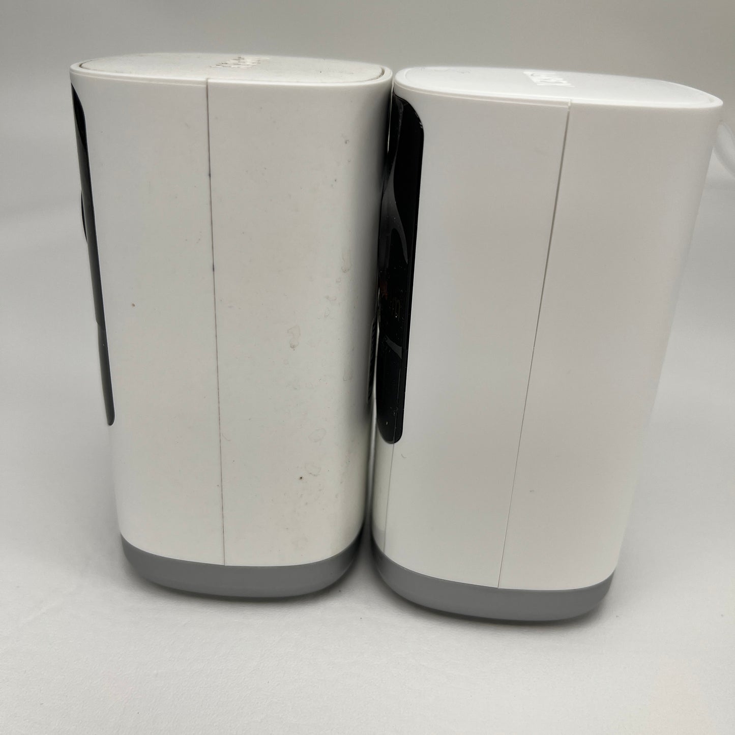 Lorex Smart Home Security Center 2K Wire-Free Cameras & Range Detector HC64A2U-E