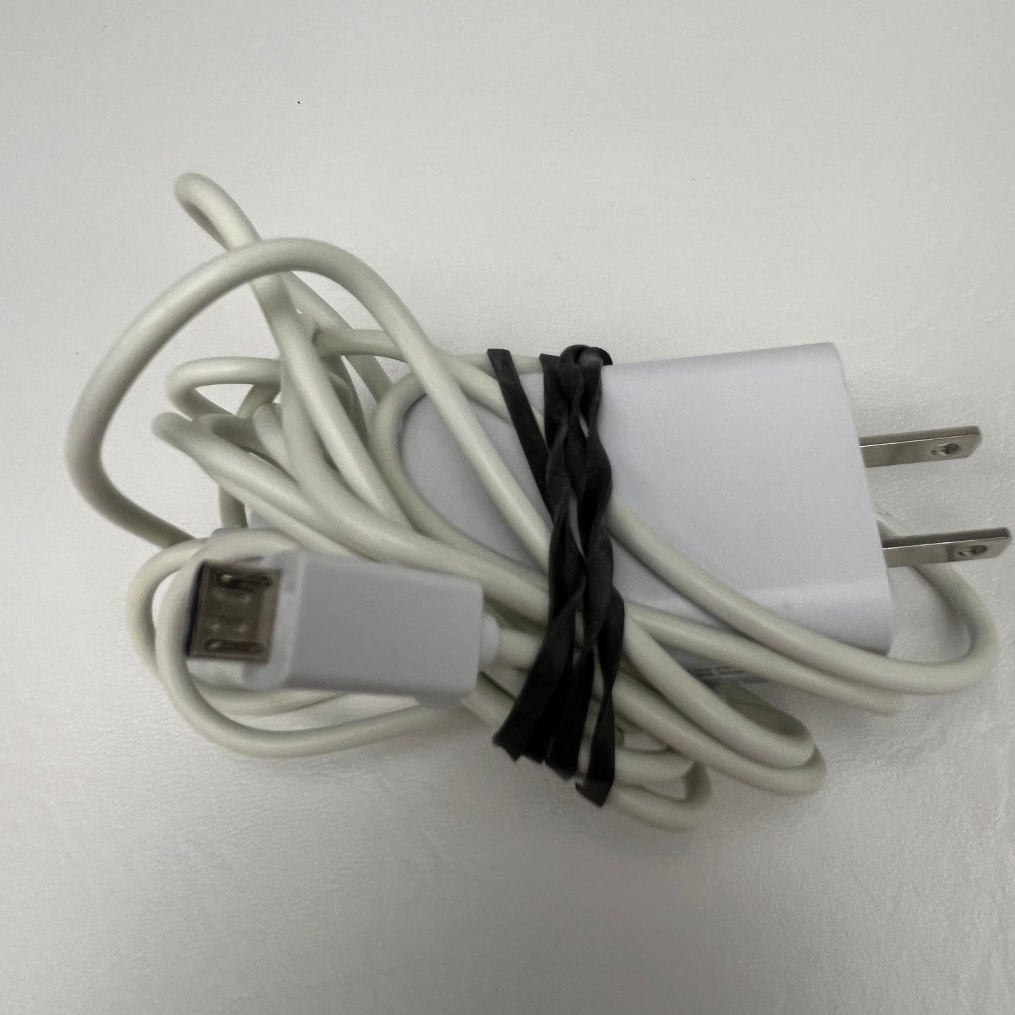 Lorex Smart Home Security Center 2K Wire-Free Cameras & Range Detector HC64A2U-E