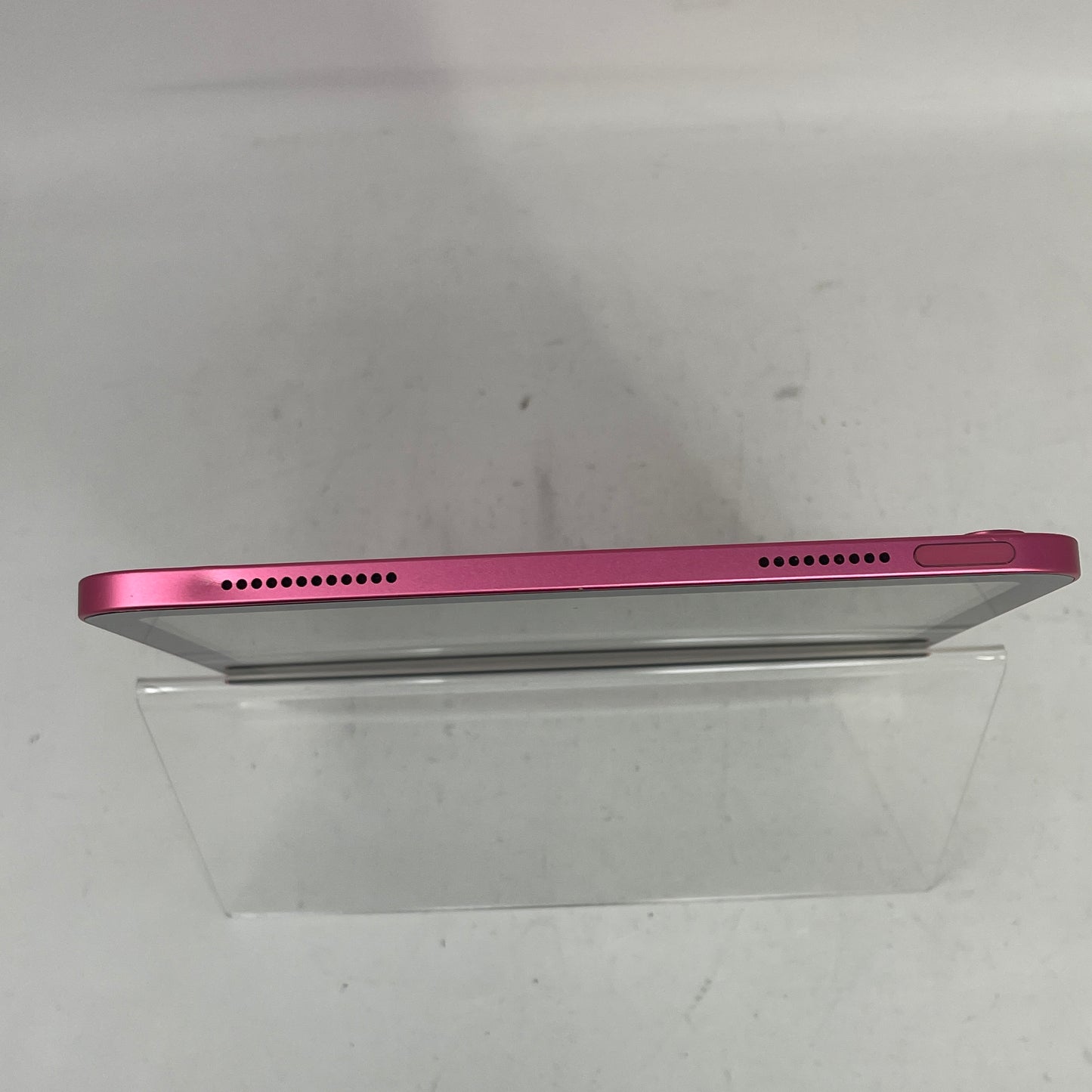 WiFi Only Apple iPad 11" (A16) 128GB Pink MD4E4LL/A
