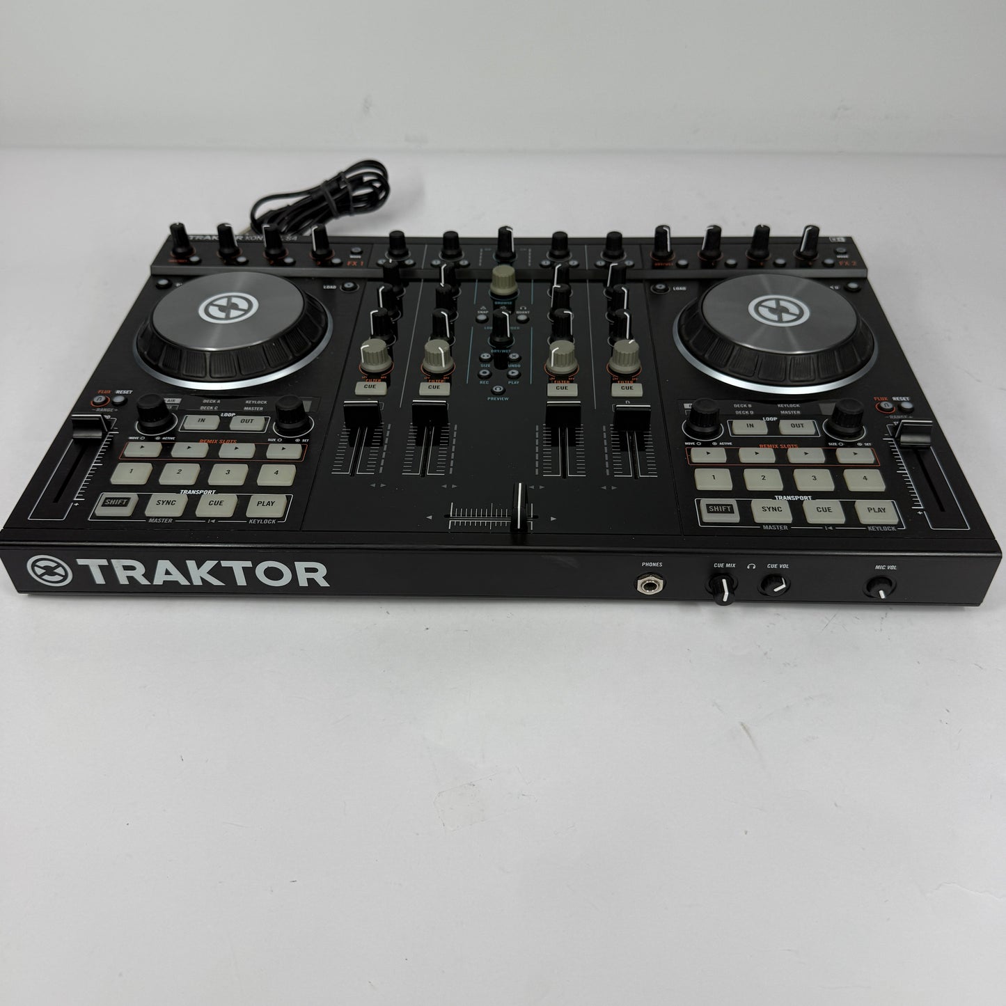 Traktor Kontrol S4 MK2 DJ Controller