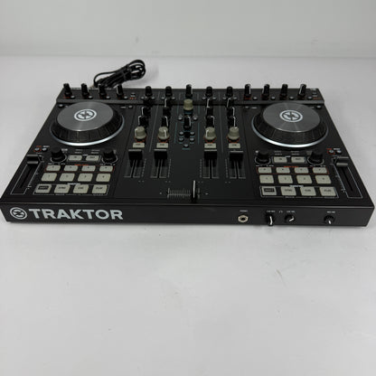 Traktor Kontrol S4 MK2 DJ Controller