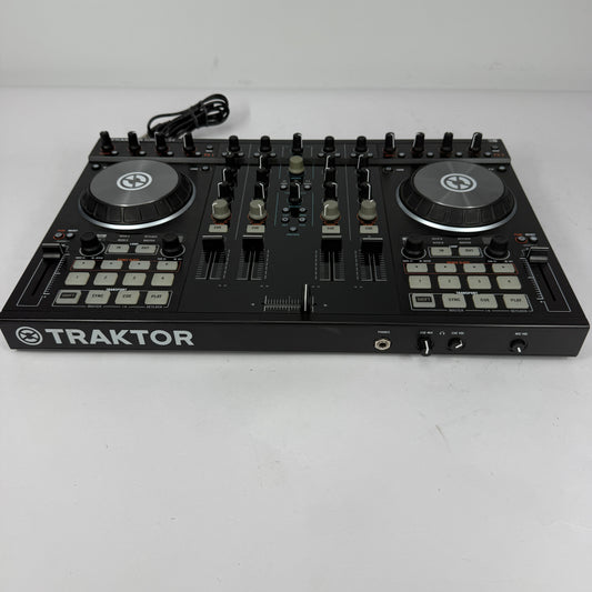 Traktor Kontrol S4 MK2 DJ Controller