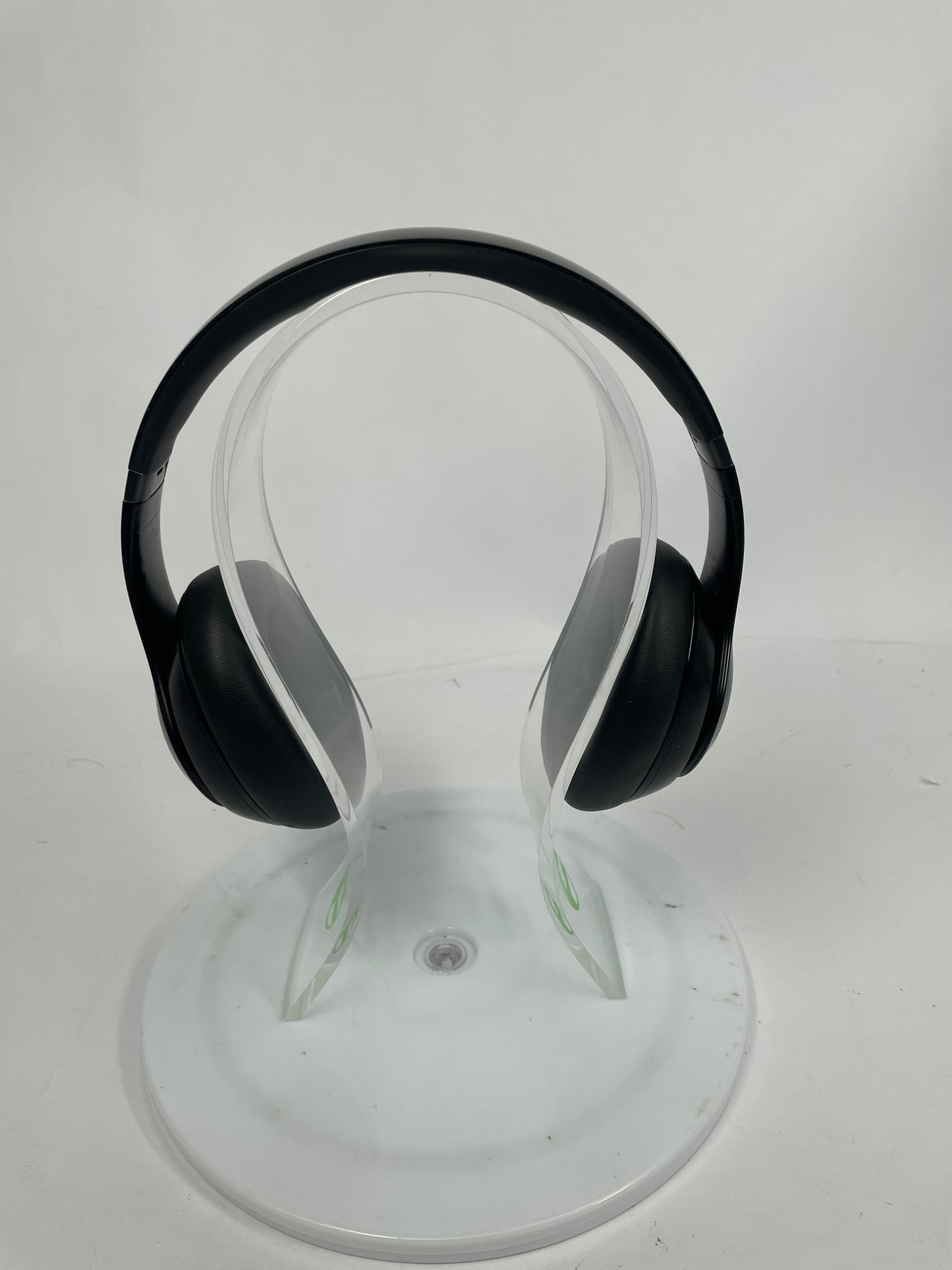 Beats Studio Pro Wireless Over-Ear Bluetooth Headphones Black MQTP3LL/A