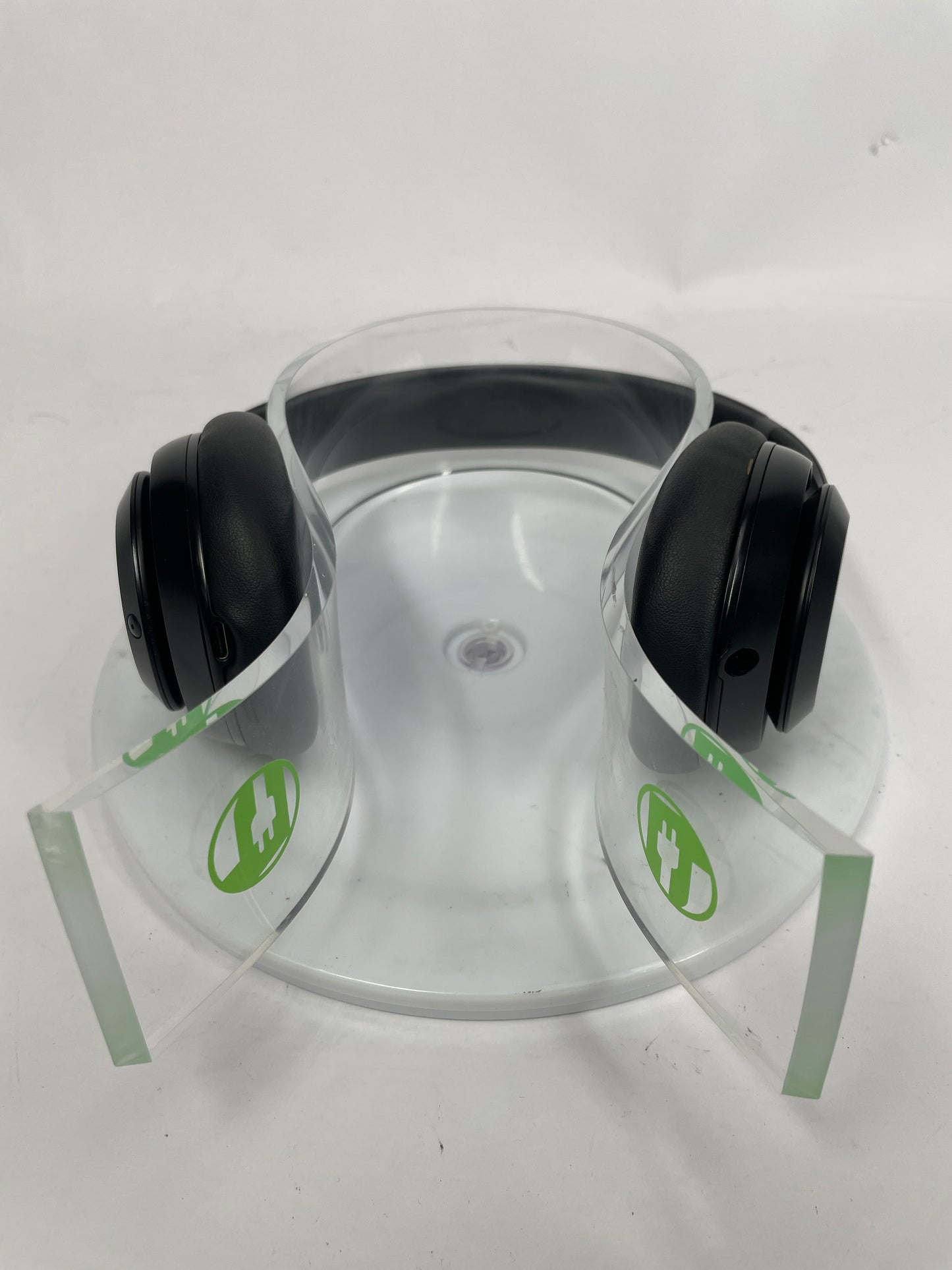 Beats Studio Pro Wireless Over-Ear Bluetooth Headphones Black MQTP3LL/A