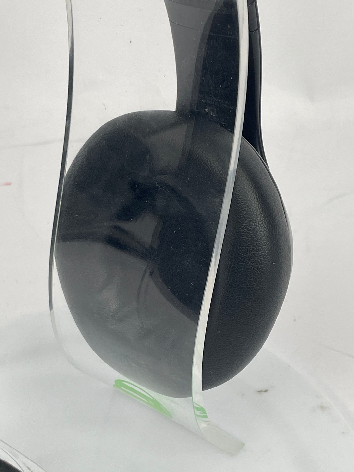 Beats Studio Pro Wireless Over-Ear Bluetooth Headphones Black MQTP3LL/A