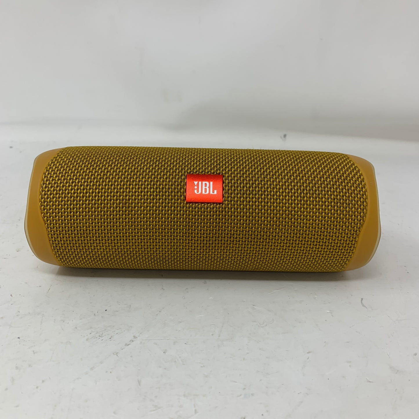 JBL Flip 5 Portable Wireless Bluetooth Speaker Mustard Yellow JBLFLIP5YELAM