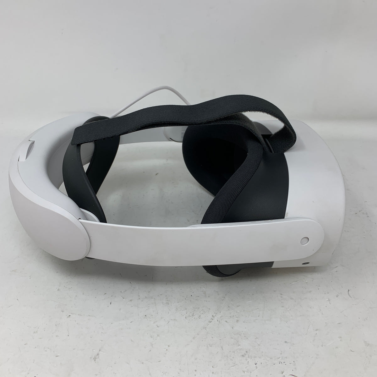 Meta Quest 3S 128GB Standalone All-in-One VR Headset P97
