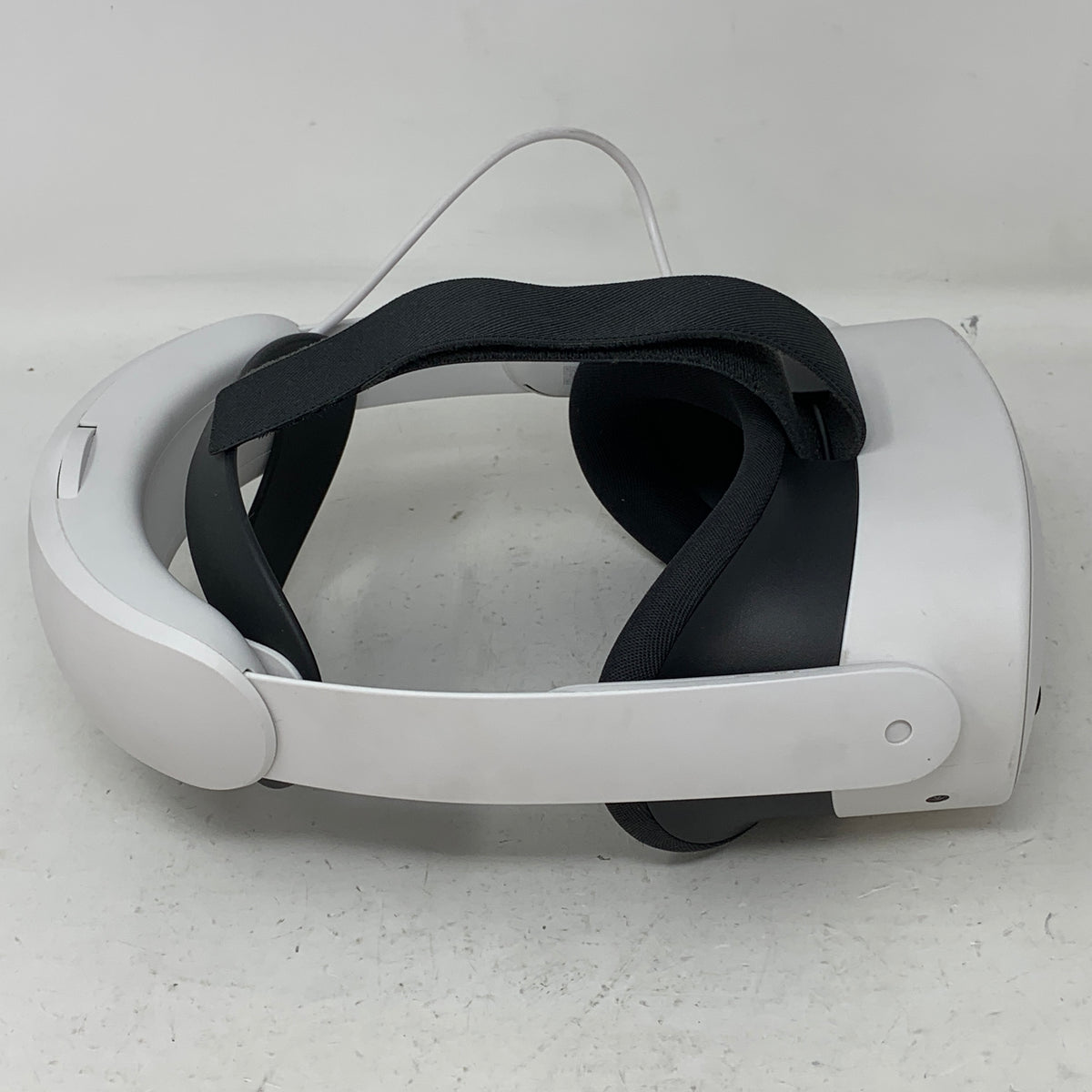 Meta Quest 3S 128GB Standalone All-in-One VR Headset P97