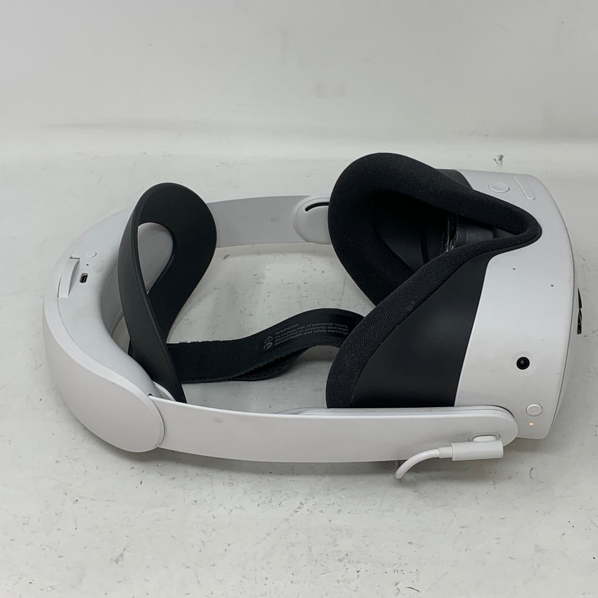 Meta Quest 3S 128GB Standalone All-in-One VR Headset P97