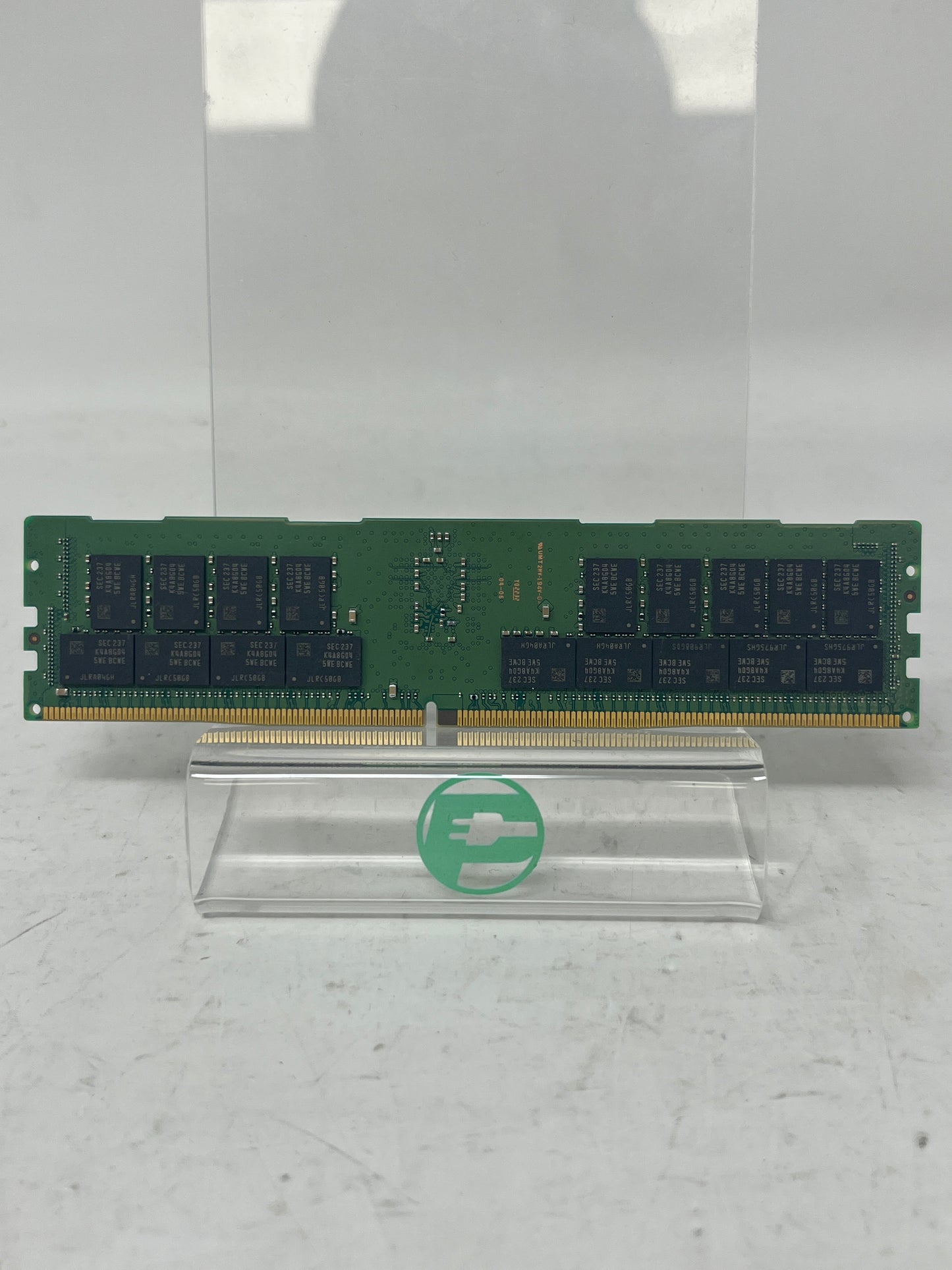 Samsung M393A4K40EB3-CWEGY 32GB (1x32GB) RAM DDR4 3200MHz