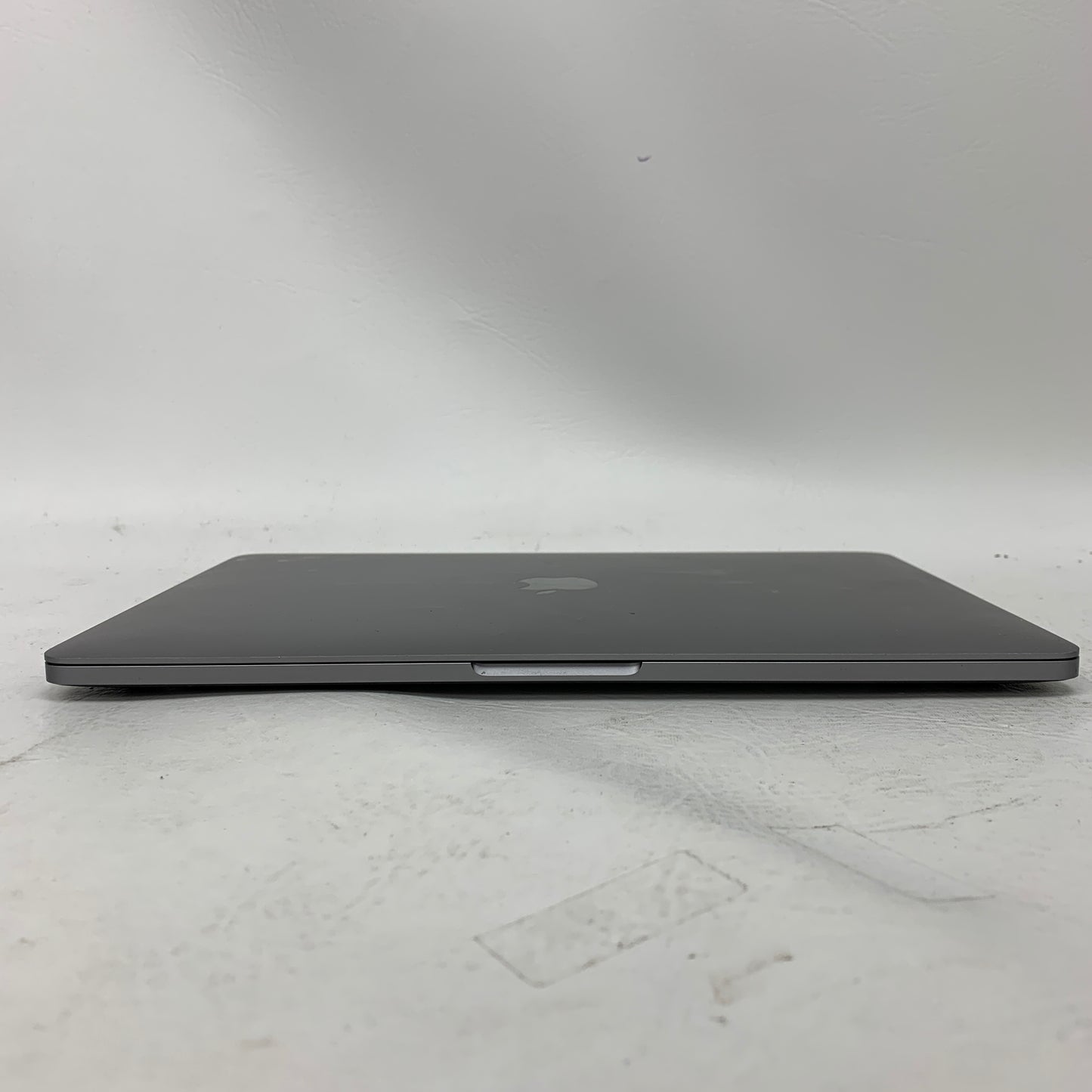 2020 Apple MacBook Pro 13.3" i5 2.0GHz 16GB RAM 500GB SSD Space Gray A2251
